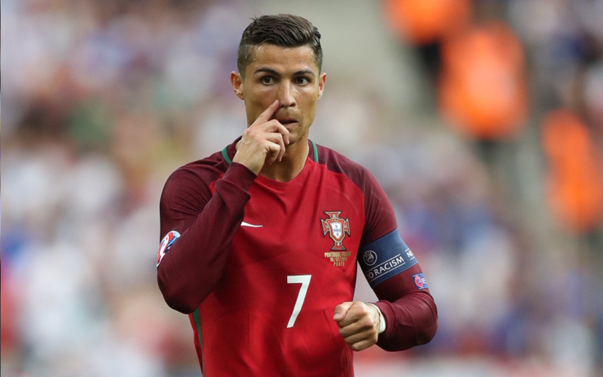 FIFPRO年度最佳11人公布，亚马尔当选票王巴黎占5席。，fifi奖历年名单