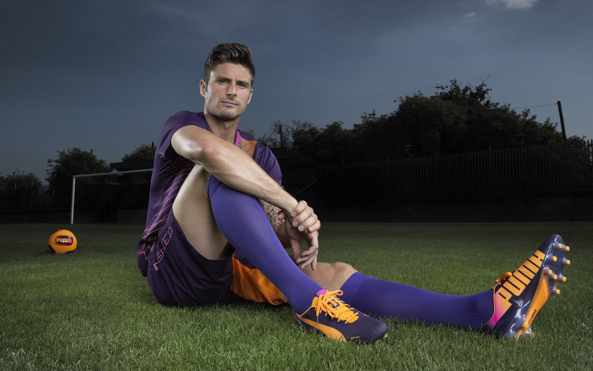 曼联主帅强调团队作风是胜利关键，曼联主管